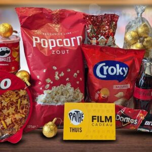 Pathé Thuisbioscoop knus bankhangen kerstpakket met snacks, cola en filmcadeaubon